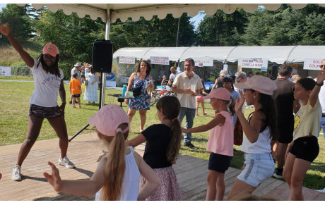 ZUMBA KIDS AVEC GISELE AU FORUM DES ASSOCIATION 2023